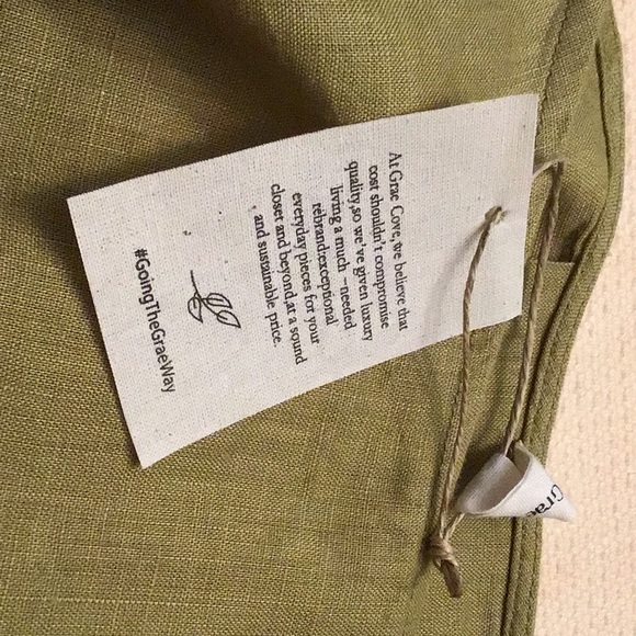 Beautiful 100% linen high low swing top. Size M - Picture 4 of 5